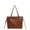 Bolsa Tote Casual para o Trabalho 2026 Retrô Cor Sólida Nova Moda Tendência Simples de Ombro para Usar sob o Braço para Mulheres
