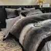 Inverno Francês High-End Aconchegante e Espesso Pelúcia de Coelho Roupa de Cama Conjunto de Quatro Peças Capa de Edredom de Lã de Leite Lençol de Elástico Lençol de Cama Suprimentos