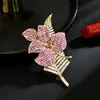 Broche Casual de Doble Capa con Hojas y Diamantes, Ramillete de Planta, Accesorios de Pin para Ropa de Alta Gama, Joyería Exquisita y Versátil
