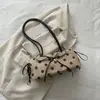 Elegante y moderno bolso de mano para mujer, colección nueva 2026, versátil para el trabajo, bolso de hombro ligero y chic, elegante bolso de axila