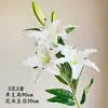 Buquê de Lírio Flor Artificial Único Sala de Estar Decoração de Mesa Interna Ornamentos Florais Encaixe para Vaso Flores de Seda