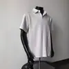 Camisa Patchwork Gola Falsa Duas Peças Camisa Polo Tendência Retrô Estilo College Nova Solta Casual Versátil Camisa Masculina de Manga Curta