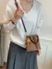 Moda e alta qualidade 2026 outono e inverno popular comércio exterior transfronteiriço transmissão ao vivo bolsa Nanfeng ombro único transversal bolsa de camurça