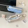 O mesmo estilo do Xiaohongshu: Estojo pequeno quadrado cor creme estilo japonês para estudantes, alto valor estético, grande capacidade, bolsa de papelaria portátil