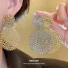 Brincos Pendentes Redondos Vazados Agulha de Prata, Toque de Luxo Leve e de Alta Qualidade, Temperamento Requintado e Elegante, Brincos da Moda Estilo Europeu e Americano
