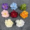 Camelia Cabeza de Flor Pequeña Flor Artificial Falsa Hecha a Mano Horquilla DIY Guirnalda Venta al por Mayor Boda Retro Ramillete Accesorios de Fotografía