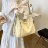 Mochila Estilo Coreano com Bolinhas para Mulheres 2026 Nova Leve Grande Capacidade Bolsa Tote para o Dia a Dia Bolsa de Ombro Multifuncional