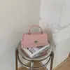 Estilo Coreano Alta Qualidade Textura Fashionável Versátil Portátil Bolsa para o Dia a Dia Mulheres 2026 Verão Nova Textura de Lichia Bolsa Transversal Pequena Quadrada