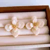 Aretes de Flor de Resina con Diamantes Incrustados de Aguja de Plata, Aretes de Estilo Pastoral Fresco y Dulce, Diseño Simple, Aretes Versátiles y Exquisitos