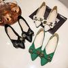 Zapatos de Punta para Mujer Primavera y Otoño Zapatos de Guisante Nuevos Versátiles Lazo Suela Suave Boca Baja Estilo Atardecer Zapatos Planos Suaves