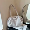 Bolsa de Ombro Grande Capacidade Transfronteiriça para Mulheres 2026 Nova Tendência Estilo Coreano Bolsa Tote para o Dia a Dia Cor Sólida Versátil Bolsa de Mão Bolsa de Ombro
