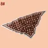 Novo Estilo Lenço Triangular de Sarja Feminino com Estampa de Bolinhas Redondas, Xale de Proteção Solar para Viagem, Fábrica Fornecedora no Atacado