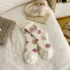 Calcetines de Terciopelo Coral para Mujer, No Sueltan Pelusa, de Longitud Media, Lindos de Oso para Dormir, Calcetines Cálidos para el Piso del Hogar, Venta al por Mayor en Zhuji
