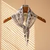 Lenço de Seda Floral Pequeno Retrô Boêmio para Mulheres, Lenço de Cabeça Elegante de Algodão e Linho de Alta Qualidade, Lenço de Pescoço, Acessório de Lenço em Forma de Diamante