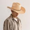 Sombrero de vaquero de ala ancha de rafia tejido a mano de moda para hombres y mujeres europeos y americanos, cinturón decorativo de cuentas de colores, protección solar para viajes al aire libre