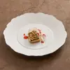 Fabricante Padrão Lingge Prato com Esmalte Branco Prato de Louça Doméstico 2025 Prato Cerâmico Raso Irregular Prato para Jantar de Bife Ocidental