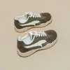 Zapatos deportivos para mujer, modelo nuevo con cordones, zapatillas tipo dad que aumentan la altura, casual a la moda, zapatos de entrenamiento alemanes para primavera y otoño, 2026 con suela gruesa