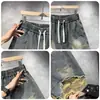 Shorts Jeans Americano Retrô com Múltiplos Bolsos para Homem, Shorts de Verão Soltos com Cordão, Perna Larga, Comprimento Médio, Calças Reta de Cinco Pontos Estilo Ins