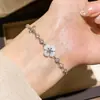 Pulsera de flor de circonita y nácar chapada en oro real de 18k, pulsera de estilo coreano ins de alta gama, joyería versátil de lujo ligero para mujer
