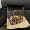 Bolsa de Cuadros Nueva Otoño 2025 Moda de Nicho Bolso de Hombro con Temperamento Bolso de Hombro de Mano Nuevo de Moda para Mujer