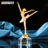 Nuevos trofeos especiales para competencias de baile, adornos de recuerdo, trofeos de cristal de resina de alta calidad, fabricantes, venta al por mayor