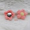 Horquilla de lana tejida a crochet hecha a mano con florcita linda estilo japonés broche de florcita de siete colores decoración para ropa accesorios de flor abullonada