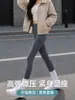 Pantalones de tiburón color café para mujer, adecuados para primavera y otoño, pantalones de yoga y fitness gruesos de cintura alta que levantan los glúteos, nuevo estilo 2026, leggings ajustados
