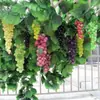 Decoração de Cachos de Uva Roxa e Verde Simulação Uvas Plásticas Falsas Folhas Verdes Videiras de Uva Videiras de Frutas Enfeites Plantas Teto