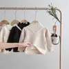 Camiseta de Inverno para Meninas, Estilosa e Moderna com Renda, Gola Semifechada, Base Grossa de Lã