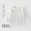 Roupa de Bebê Top Camisa 100% Algodão Puro Bordado de Bebê Camisa Sem Etiqueta Recém-nascido Primavera e Outono Camada Base Macia Amiga da Pele