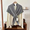 Bufanda Triangular de Punto Cruz de Color Sólido Estilo Japonés y Coreano Atmosférico para Mujer, Chal Cálido para Proteger el Cuello Otoño e Invierno, Chal Accesorio de Moda