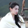 Estilo Mismo de Guan Xiaotong Metal Luminoso Hoja Única Bote Plano Pliegues Irregulares Cóncavos-Convexos Pendientes Únicos Joyería de Oreja de Lujo Ligero Pendientes