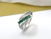 Anel Assimétrico Multicor de Zircônia para Mulheres de Comércio Exterior Criativo, Joia Transfronteiriça Geométrica de Cobre com Zircônia Inlaid de Alta Moda