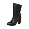 Deseo suministro de botas de tacón alto hasta la pantorrilla de moda otoño e invierno 2026, talla 40-45, talla grande, color liso, cremallera lateral, botas para mujer, modernas