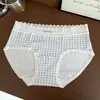 Calcinha Feminina Exquisita A9593 Estilo Francês com Delicado Acabamento em Renda, Casual e Confortável, Algodão Puro, Gancho Estendido, Comprimento Total 10A