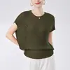 Camiseta Feminina Solta de Manga Curta Leve Respirável Manga Morcego Miyake Plus Size Cobertura Corporal Versátil Top Plissado