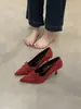 Sapatos de Salto Alto Pretos em Camurça para Mulheres, Estilo Primavera e Verão, Versáteis Bico Fino Profissionais para o Trabalho Salto Gatinho Que Não Cansam os Pés