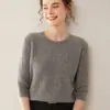 Camisa de Base Tricotada em Cashmere com Mangas Três Quartos e Gola Redonda com Ponto Trançado para Mulheres, Suéter Elegante de Cashmere com Mangas Médias Macio e Sedoso