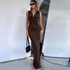 Vestido de noite estilo europeu e americano transfronteiriço com decote em V, cintura torcida, cauda de sereia, sem mangas, modelagem justa, elástico, longo para festas e banquetes