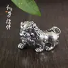 Colección de regalos de recuerdo para mascotas de té de león verde antiguo de cobre blanco, decoración para el hogar y la oficina, adornos pequeños chinos retro de escritorio
