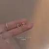 Pequeño lindo en el mundo No es necesario quitarse los aretes de perla mini pequeños aretes delicados al dormir