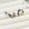 Pendientes Facetados de Trébol de Origami para Mujer, Diseño de Nicho de Lujo Ligero Vintage, Pendientes Versátiles de Personalidad de Moda de Gama Alta