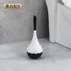 Cepillo para inodoro de baño especializado, lindo cepillo de limpieza de mango largo de alta gama para uso doméstico, de pie en el suelo, color plateado