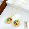 Collar con colgante de girasol bañado en oro con incrustación completa de diamantes, disco giratorio, mismo estilo que en las joyerías, alta retención del color, brújula incrustada de diamantes, fuente de venta al por mayor