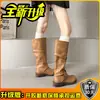 Hebilla de Cinturón Estilo Retro Europeo y Americano Botas de Motociclista Botas Largas para Mujer 2026 Verano Suela Gruesa que Aumenta la Altura Versátiles Adelgazantes Botas de Moda