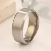 Anillo Base Popular Transfronterizo de Acero Inoxidable Mate Biselado Doble de 8 mm Grabado Láser Acero de Titanio Joyería de Mano Venta al por Mayor