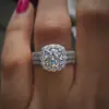 Anillo de Zirconia Redonda Super Grande de Cuatro Garras Cielo Verde Transfronterizo Diamante Completo Microincrustado Imitación Diamante Moussan Atmósfera Europea y Americana Joyería de Lujo Ligero
