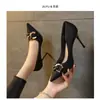 Tacones de Almohada Blancos Estilo Celebridad Europea y Americana Tacones Altos Negros de Lujo para Fiesta para Mujeres, Nuevo Modelo Primavera 2023, Punta Fina, Tacón Delgado, Tejido y Transparente
