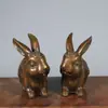 Enfeites de Coelho de Latão Atacado, Par de Coelhos da Prosperidade, Enfeites de Coelho do Zodíaco Estilo Antigo de Latão, Decoração de Artesanato de Cobre