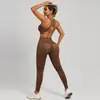 Novo Conjunto de Yoga Europeu e Americano Sem Costura Levanta Bumbum Pêssego Calça Fitness de Cintura Alta Colete Esportivo de Alta Elasticidade com Costas Cruzadas